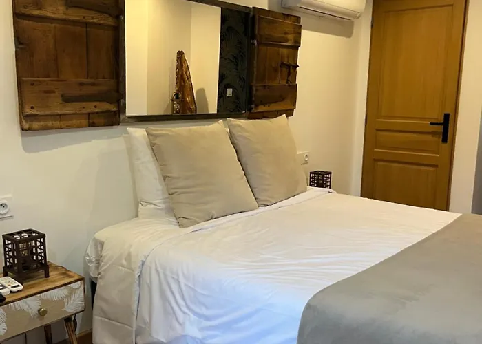 La Voute Du Pilat & Options Spa, Massage 4*