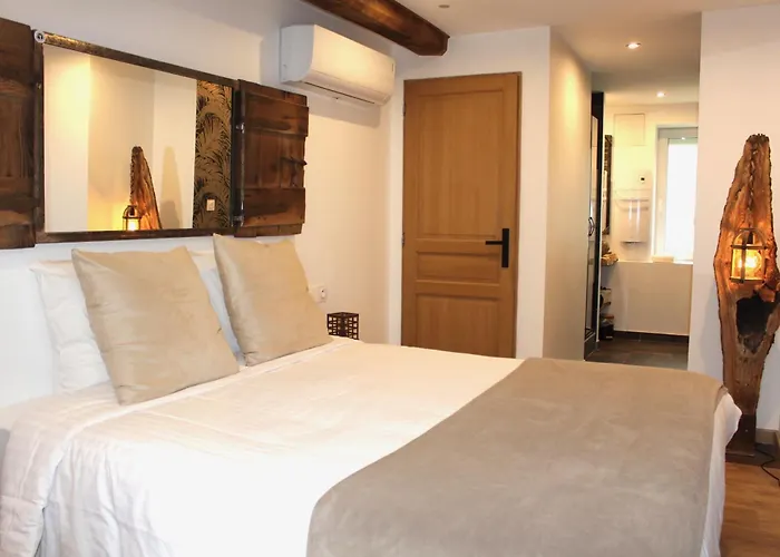 La Voute Du Pilat & Options Spa, Massage 4* Saint-Chamond