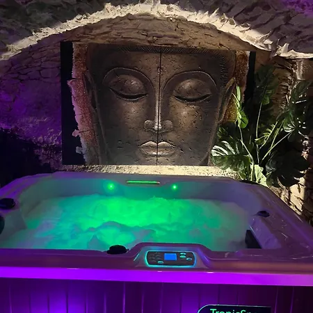 La Voute Du Pilat & Options Spa, Massage Сен-Шамон